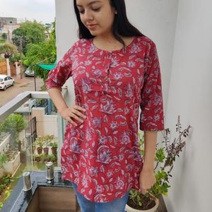 Cotton printed tops
